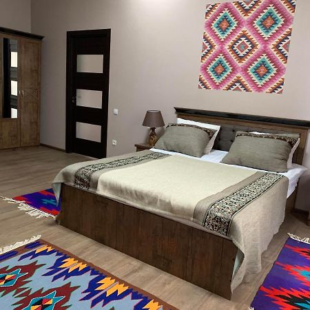 Hotel Al-Rajabiy ทาชเคนต์ ภายนอก รูปภาพ